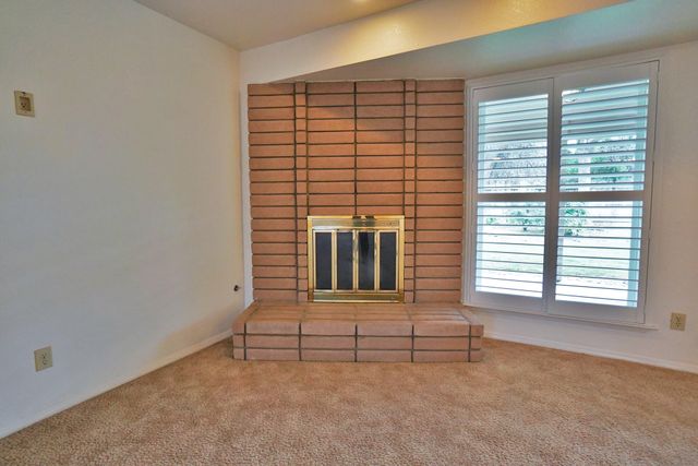 742 W Ellery Avenue, Clovis, CA 93612