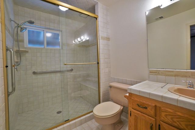 742 W Ellery Avenue, Clovis, CA 93612