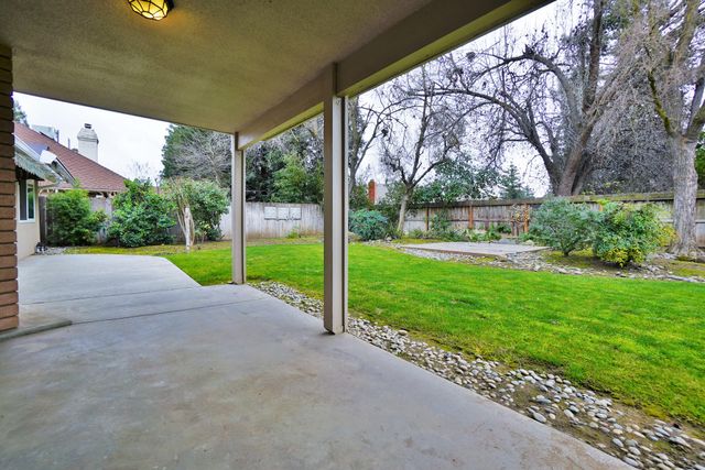 742 W Ellery Avenue, Clovis, CA 93612