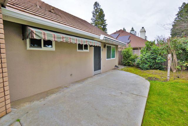 742 W Ellery Avenue, Clovis, CA 93612