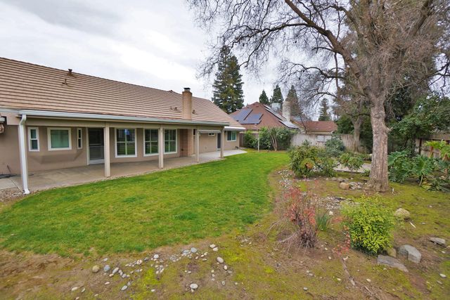 742 W Ellery Avenue, Clovis, CA 93612