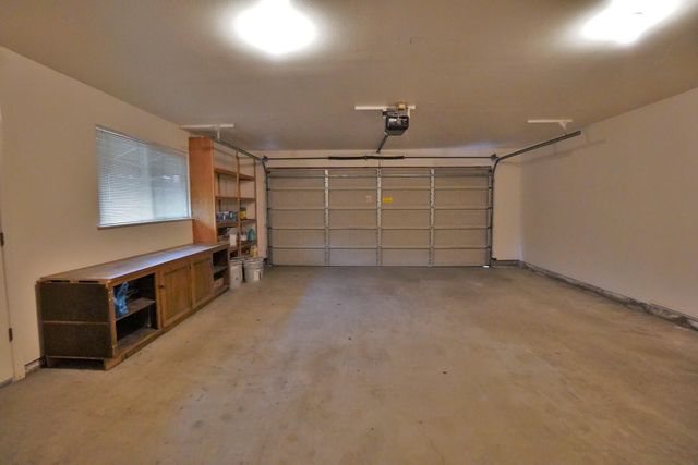 742 W Ellery Avenue, Clovis, CA 93612