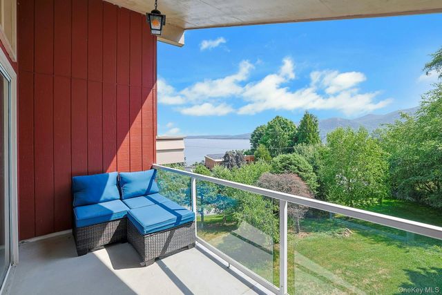 6 Grandview Avenue, Cornwall On Hudson, NY 12520