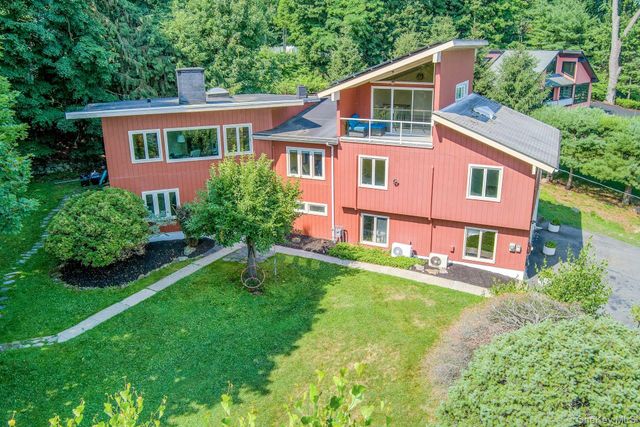 6 Grandview Avenue, Cornwall On Hudson, NY 12520