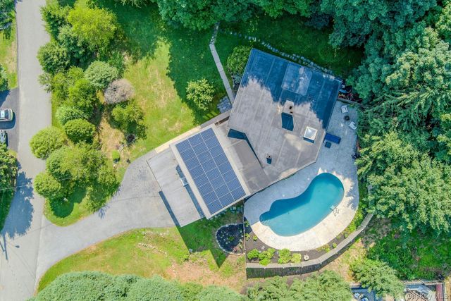 6 Grandview Avenue, Cornwall On Hudson, NY 12520