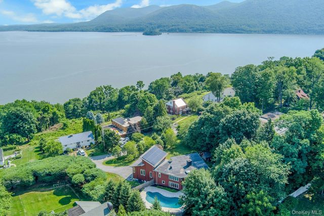 6 Grandview Avenue, Cornwall On Hudson, NY 12520