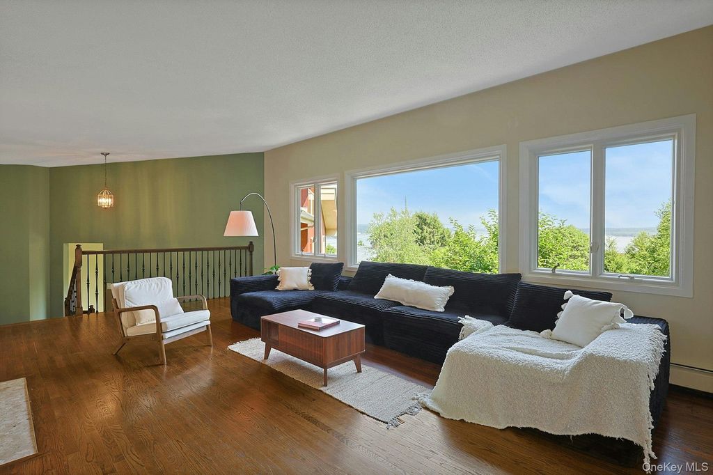 6 Grandview Avenue, Cornwall On Hudson, NY 12520 — photo 4
