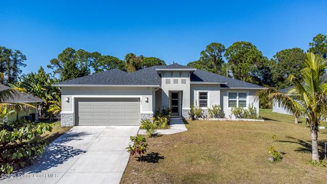 951 Sareta Street SE, Palm Bay, FL 32909