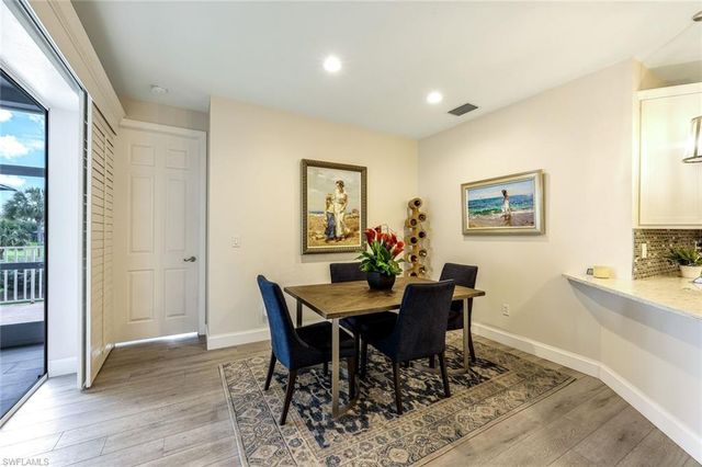 1610 Clermont DR 103I, Naples, FL 34109