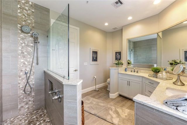 1610 Clermont DR 103I, Naples, FL 34109