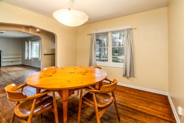 1109 W Hill Avenue, Carbondale, IL 62901