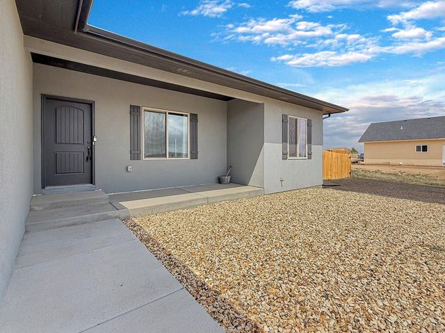 421 N Heather Dr., Pueblo West, CO 81007