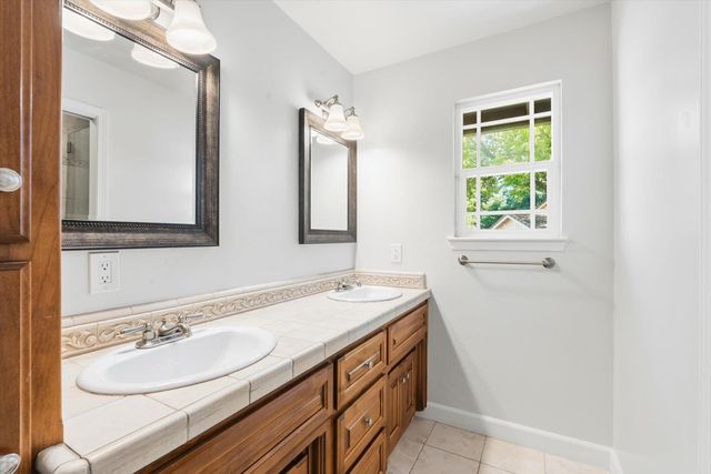 1102 Bodega Ct, Roseville, CA 95661