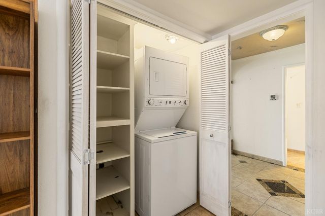 637 Village Green Street, Porterville, CA 93257