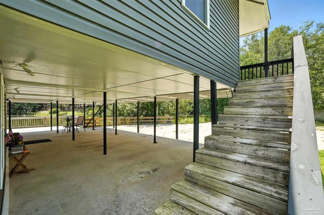 4608 Riley Rd, Milton, FL 32583