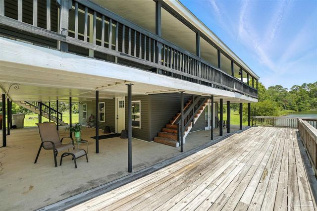 4608 Riley Rd, Milton, FL 32583
