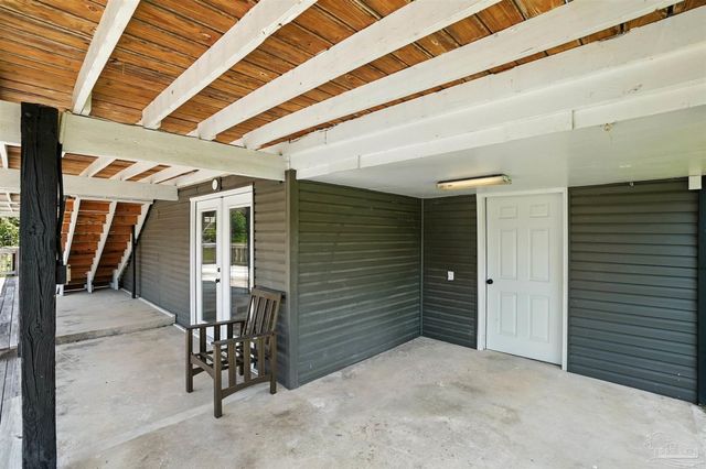 4608 Riley Rd, Milton, FL 32583