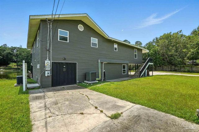 4608 Riley Rd, Milton, FL 32583