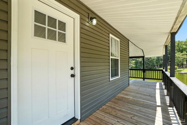 4608 Riley Rd, Milton, FL 32583
