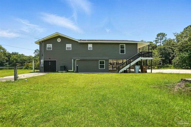 4608 Riley Rd, Milton, FL 32583