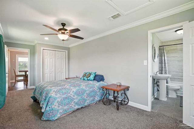 4608 Riley Rd, Milton, FL 32583