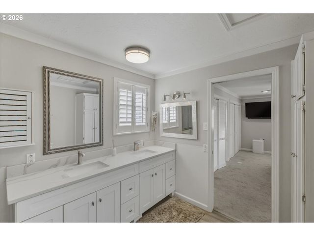 931 ORCHARD St N, Keizer, OR 97303