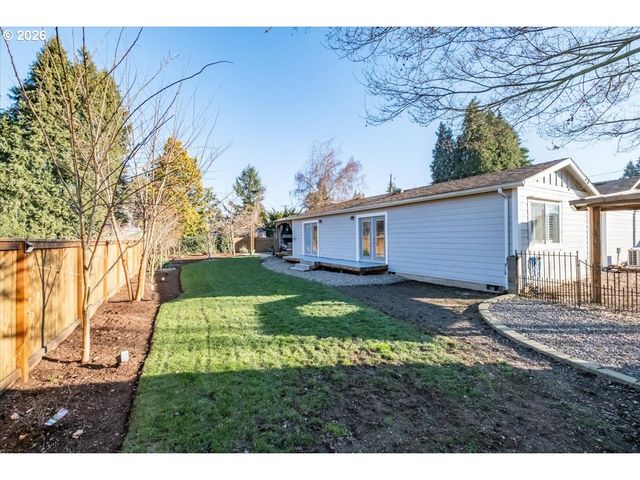 931 ORCHARD St N, Keizer, OR 97303