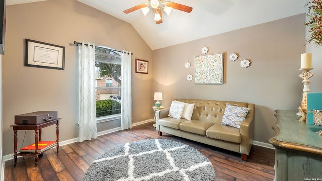 25710 Fan Flower, San Antonio, TX 78261