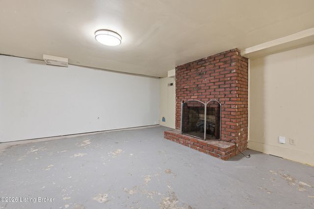 4106 Moray Ct, Louisville, KY 40216