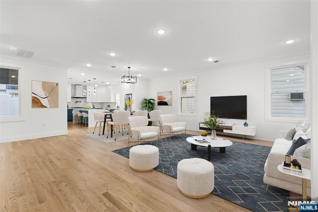 459 Washington Avenue, Rutherford, NJ 07070