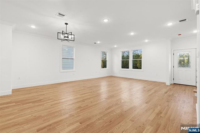 459 Washington Avenue, Rutherford, NJ 07070