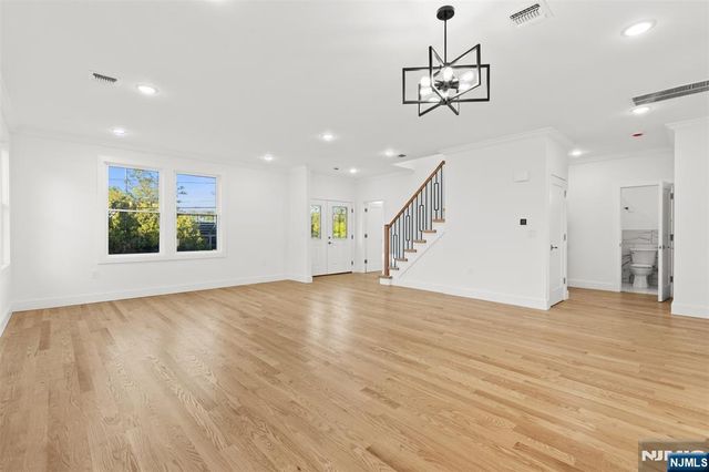 459 Washington Avenue, Rutherford, NJ 07070