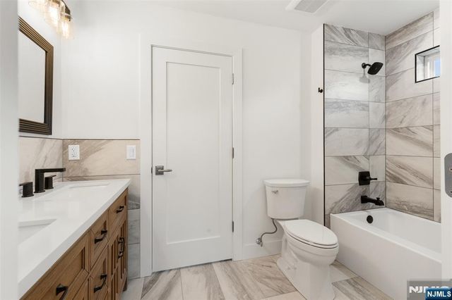 459 Washington Avenue, Rutherford, NJ 07070