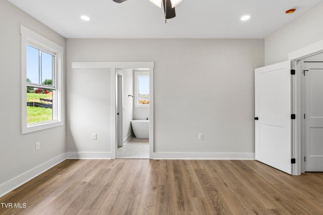 44 Steepleview Court, Jonesborough, TN 37659