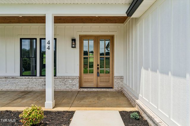44 Steepleview Court, Jonesborough, TN 37659