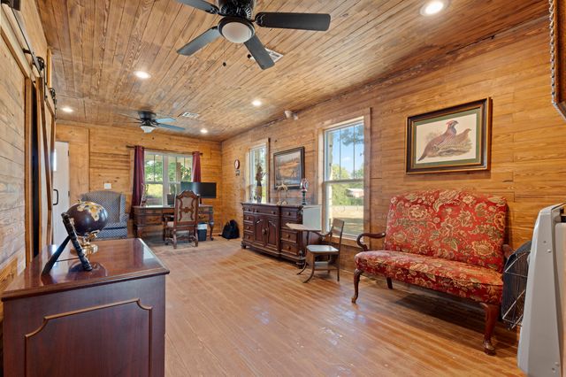 28151 S 620 Rd., Grove, OK 74344