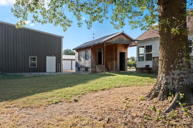 28151 S 620 Rd., Grove, OK 74344