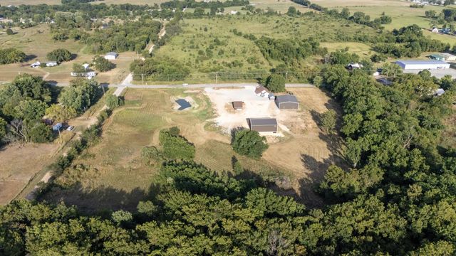 28151 S 620 Rd., Grove, OK 74344