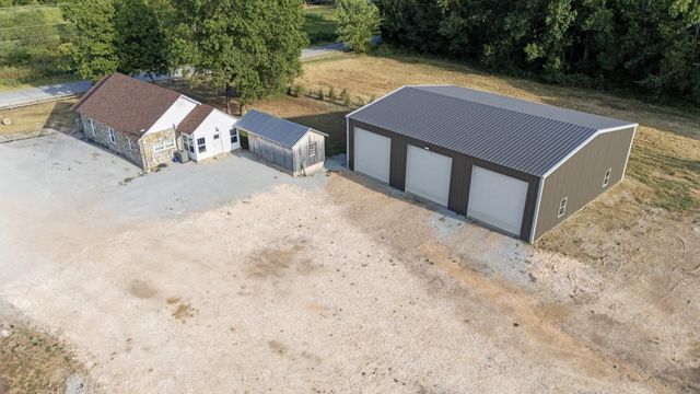 28151 S 620 Rd., Grove, OK 74344