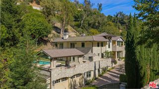850 Stone Canyon Road, Los Angeles, CA 90077