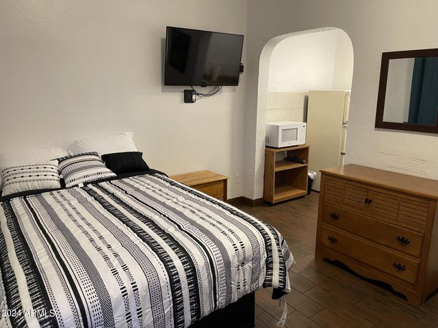 8019 E MAIN Street, Mesa, AZ 85207