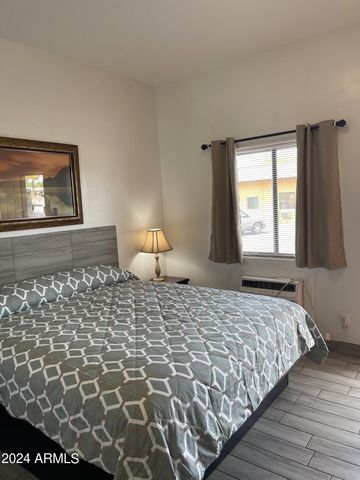 8019 E MAIN Street, Mesa, AZ 85207