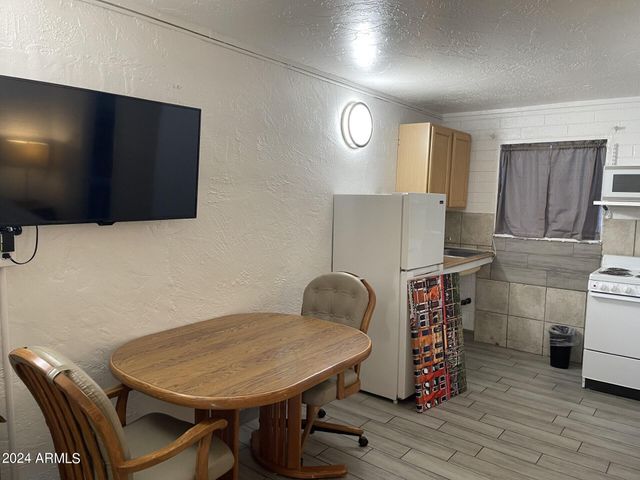 8019 E MAIN Street, Mesa, AZ 85207