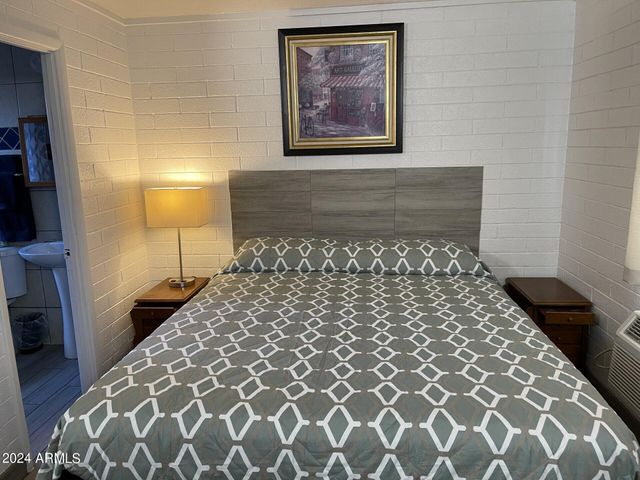 8019 E MAIN Street, Mesa, AZ 85207