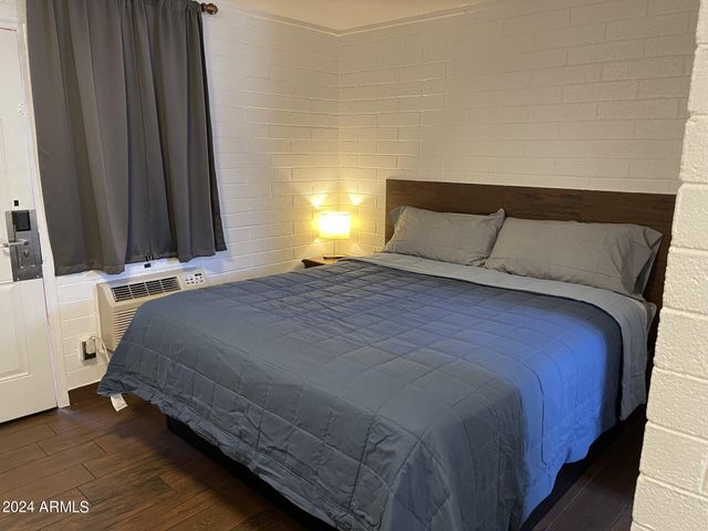 8019 E MAIN Street, Mesa, AZ 85207