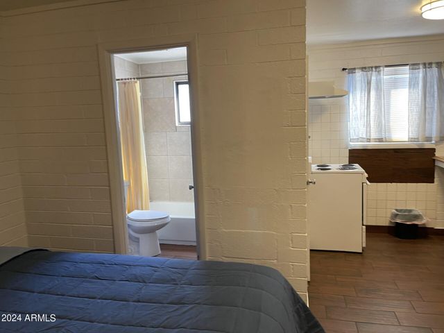 8019 E MAIN Street, Mesa, AZ 85207