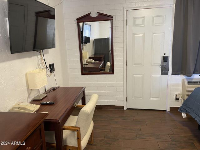 8019 E MAIN Street, Mesa, AZ 85207