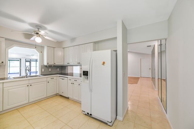 13257 Touchstone Place, Palm Beach Gardens, FL 33418