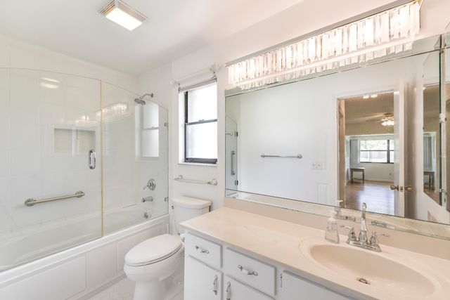 13257 Touchstone Place, Palm Beach Gardens, FL 33418