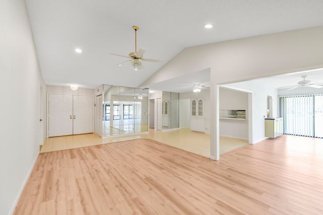 13257 Touchstone Place, Palm Beach Gardens, FL 33418